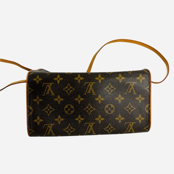 Louis Vuitton Vintage Monogram Canvas Pochette Twin GM Shoulder Bag - Picture 13 of 17